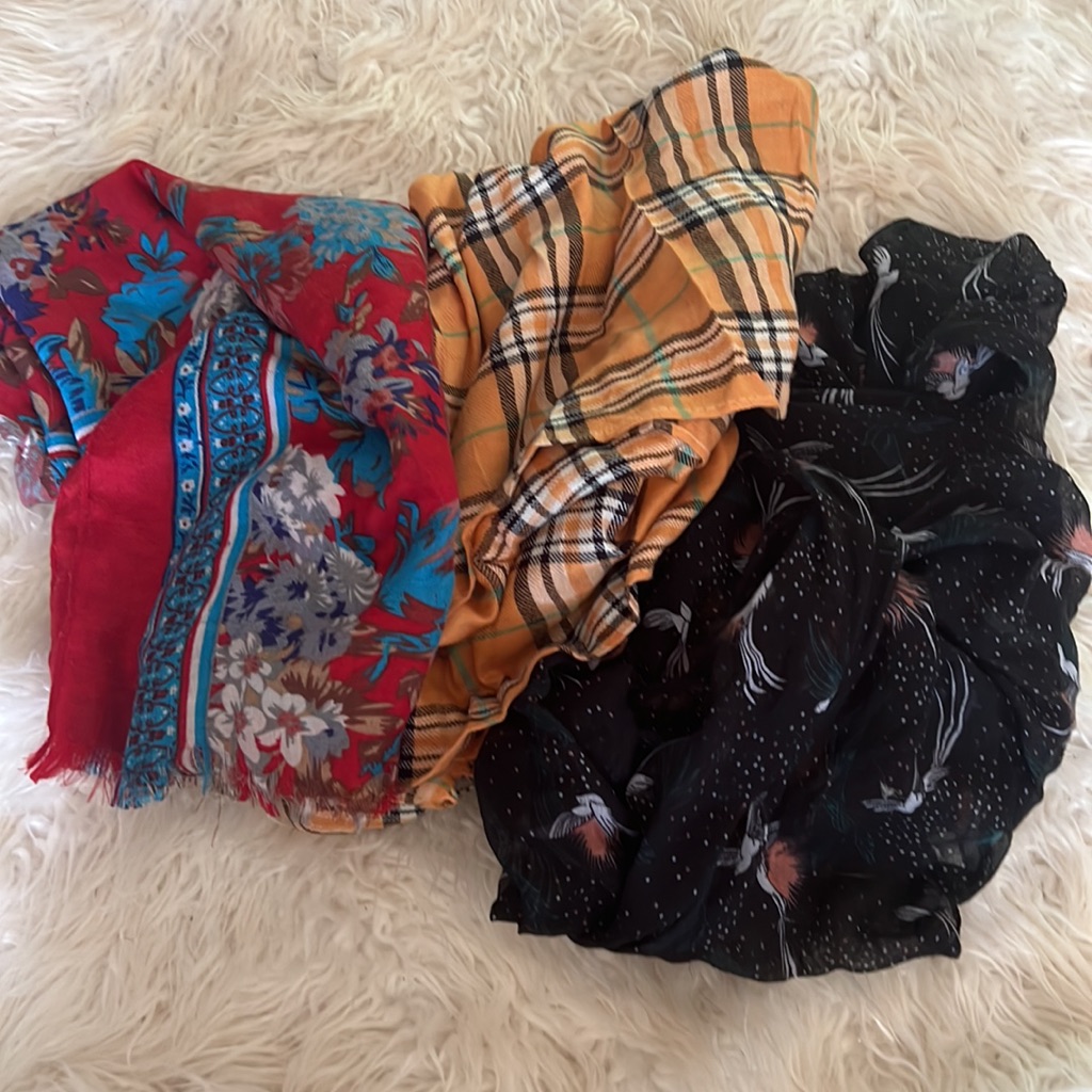 4/$24 Bundle! Fall Scarf Bundle